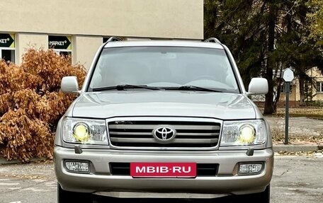 Toyota Land Cruiser 100 рестайлинг 2, 2006 год, 5 100 000 рублей, 3 фотография