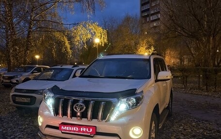 Toyota Land Cruiser Prado 150 рестайлинг 2, 2014 год, 3 600 000 рублей, 38 фотография