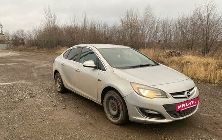 Opel Astra J, 2013 год, 750 000 рублей, 9 фотография