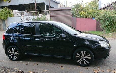 Volkswagen Golf V, 2008 год, 689 000 рублей, 2 фотография