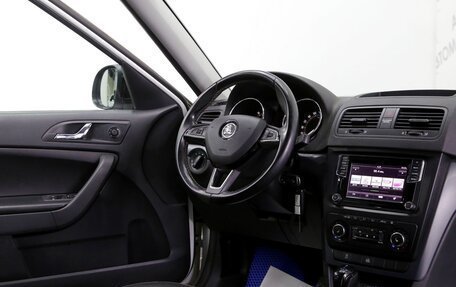 Skoda Yeti I рестайлинг, 2017 год, 1 549 000 рублей, 8 фотография