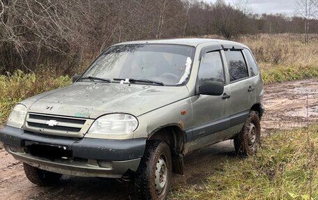 Chevrolet Niva I рестайлинг, 2005 год, 150 000 рублей, 2 фотография