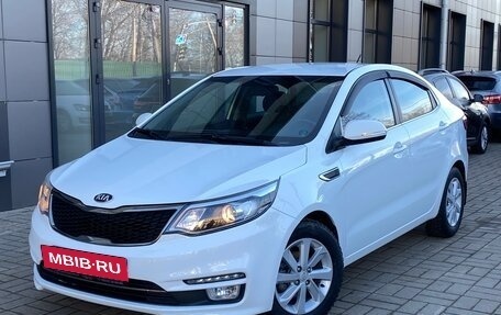 KIA Rio III рестайлинг, 2015 год, 1 355 000 рублей, 31 фотография