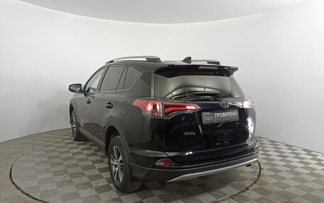 Toyota RAV4, 2017 год, 2 731 000 рублей, 11 фотография