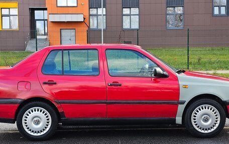 Volkswagen Vento, 1993 год, 169 000 рублей, 6 фотография