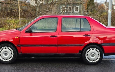 Volkswagen Vento, 1993 год, 169 000 рублей, 10 фотография