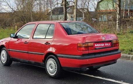 Volkswagen Vento, 1993 год, 169 000 рублей, 9 фотография