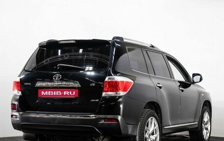 Toyota Highlander III, 2012 год, 2 497 000 рублей, 4 фотография