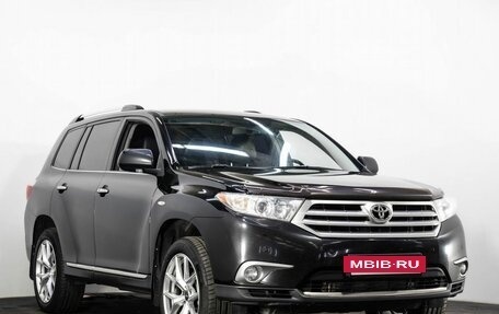 Toyota Highlander III, 2012 год, 2 497 000 рублей, 3 фотография