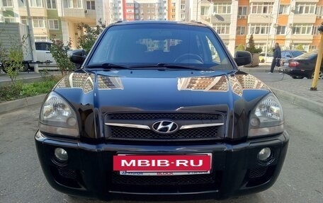 Hyundai Tucson III, 2008 год, 995 000 рублей, 2 фотография