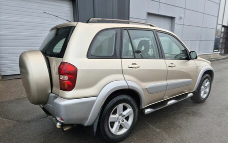 Toyota RAV4, 2004 год, 919 000 рублей, 3 фотография