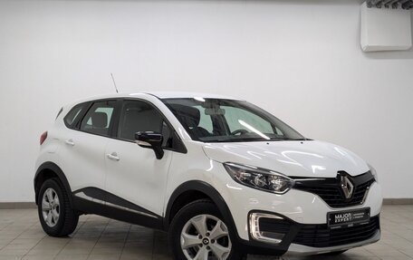 Renault Kaptur I рестайлинг, 2019 год, 1 050 000 рублей, 24 фотография