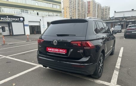 Volkswagen Tiguan II, 2017 год, 2 590 000 рублей, 5 фотография