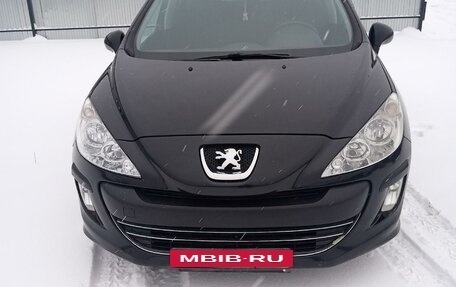 Peugeot 308 II, 2009 год, 380 000 рублей, 2 фотография