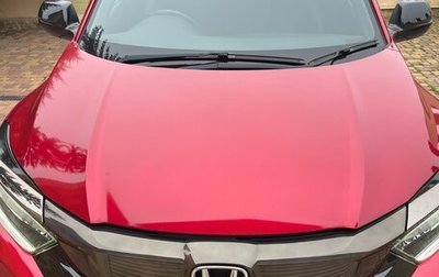 Honda Vezel, 2018 год, 2 400 000 рублей, 1 фотография