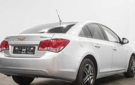 Chevrolet Cruze II, 2010 год, 769 000 рублей, 2 фотография