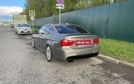 BMW 3 серия, 2009 год, 2 200 000 рублей, 3 фотография