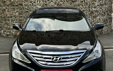 Hyundai Sonata VI, 2012 год, 1 480 000 рублей, 1 фотография