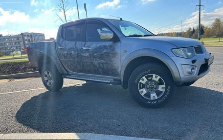 Mitsubishi L200 IV рестайлинг, 2011 год, 1 380 000 рублей, 2 фотография