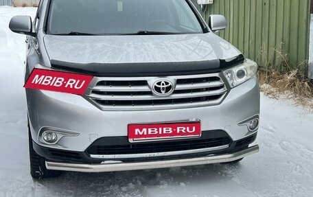 Toyota Highlander III, 2010 год, 2 100 000 рублей, 1 фотография