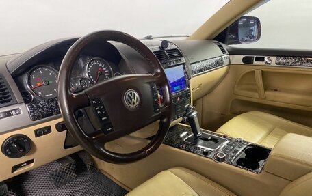 Volkswagen Touareg III, 2007 год, 1 900 000 рублей, 10 фотография