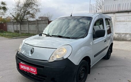 Renault Kangoo II рестайлинг, 2009 год, 775 000 рублей, 2 фотография