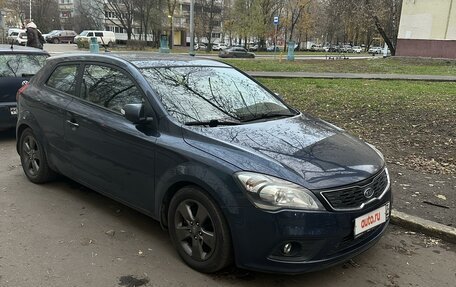 KIA cee'd I рестайлинг, 2011 год, 800 000 рублей, 3 фотография