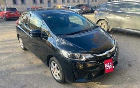 Honda Fit III, 2017 год, 1 250 000 рублей, 2 фотография