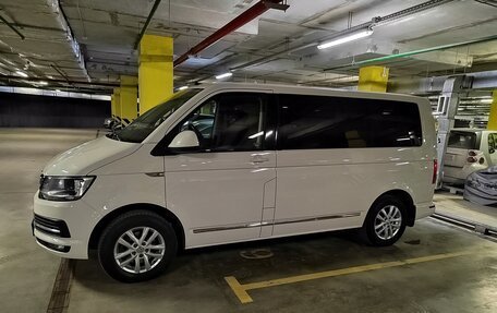 Volkswagen Caravelle T6 рестайлинг, 2019 год, 3 900 000 рублей, 3 фотография