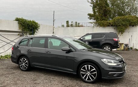 Volkswagen Golf VII, 2018 год, 2 650 000 рублей, 3 фотография