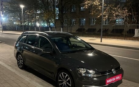 Volkswagen Golf VII, 2018 год, 2 650 000 рублей, 7 фотография