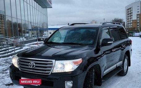 Toyota Land Cruiser 200, 2013 год, 4 350 000 рублей, 6 фотография