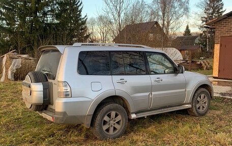 Mitsubishi Pajero IV, 2007 год, 1 600 000 рублей, 2 фотография