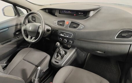 Renault Scenic III, 2010 год, 649 000 рублей, 11 фотография