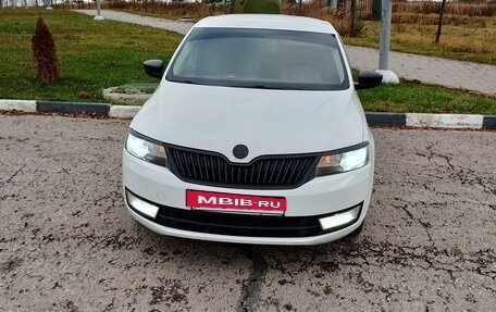 Skoda Rapid I, 2015 год, 1 090 000 рублей, 4 фотография