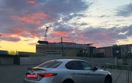 Alfa Romeo Giulia II, 2016 год, 2 350 000 рублей, 2 фотография