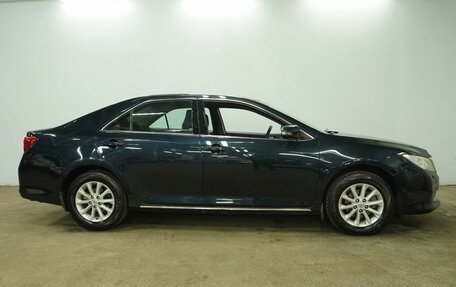 Toyota Camry, 2012 год, 1 780 000 рублей, 4 фотография