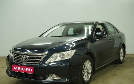 Toyota Camry, 2012 год, 1 780 000 рублей, 1 фотография