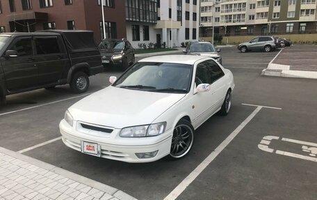 Toyota Camry, 2000 год, 690 000 рублей, 10 фотография