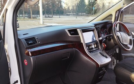 Toyota Vellfire I, 2012 год, 2 650 000 рублей, 7 фотография