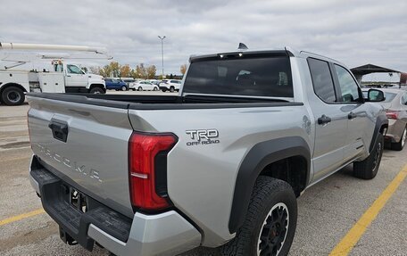 Toyota Tacoma, 2024 год, 7 200 000 рублей, 3 фотография