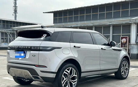 Land Rover Range Rover Evoque II, 2023 год, 4 590 000 рублей, 4 фотография