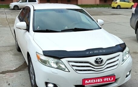 Toyota Camry, 2010 год, 1 650 000 рублей, 2 фотография