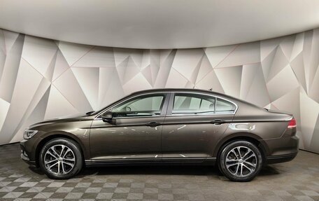 Volkswagen Passat B8 рестайлинг, 2017 год, 2 189 700 рублей, 5 фотография