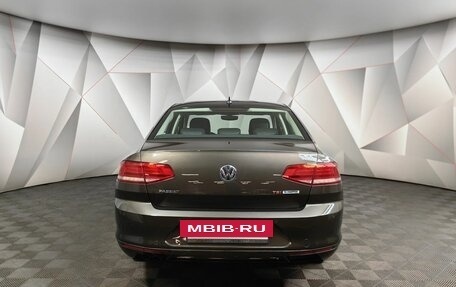 Volkswagen Passat B8 рестайлинг, 2017 год, 2 189 700 рублей, 8 фотография