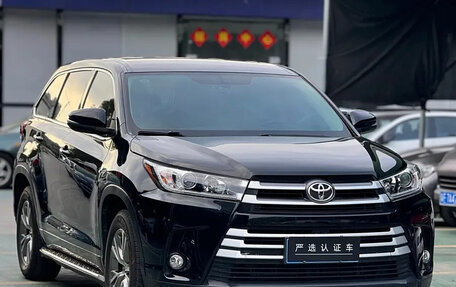 Toyota Highlander III, 2021 год, 3 050 000 рублей, 3 фотография