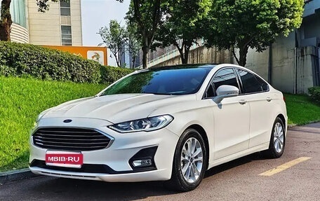 Ford Mondeo V, 2021 год, 1 680 000 рублей, 1 фотография