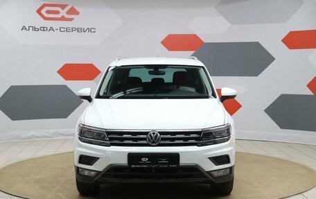 Volkswagen Tiguan II, 2017 год, 2 590 000 рублей, 2 фотография