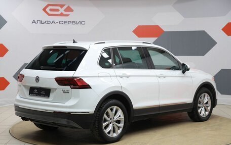 Volkswagen Tiguan II, 2017 год, 2 590 000 рублей, 5 фотография