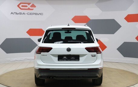 Volkswagen Tiguan II, 2017 год, 2 590 000 рублей, 6 фотография